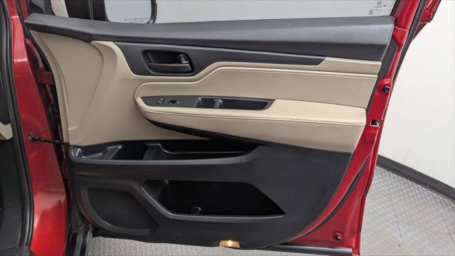 Used 2023 Honda Odyssey EX image 23