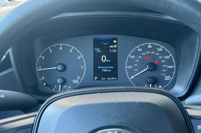 Used 2023 Toyota Corolla LE image 30