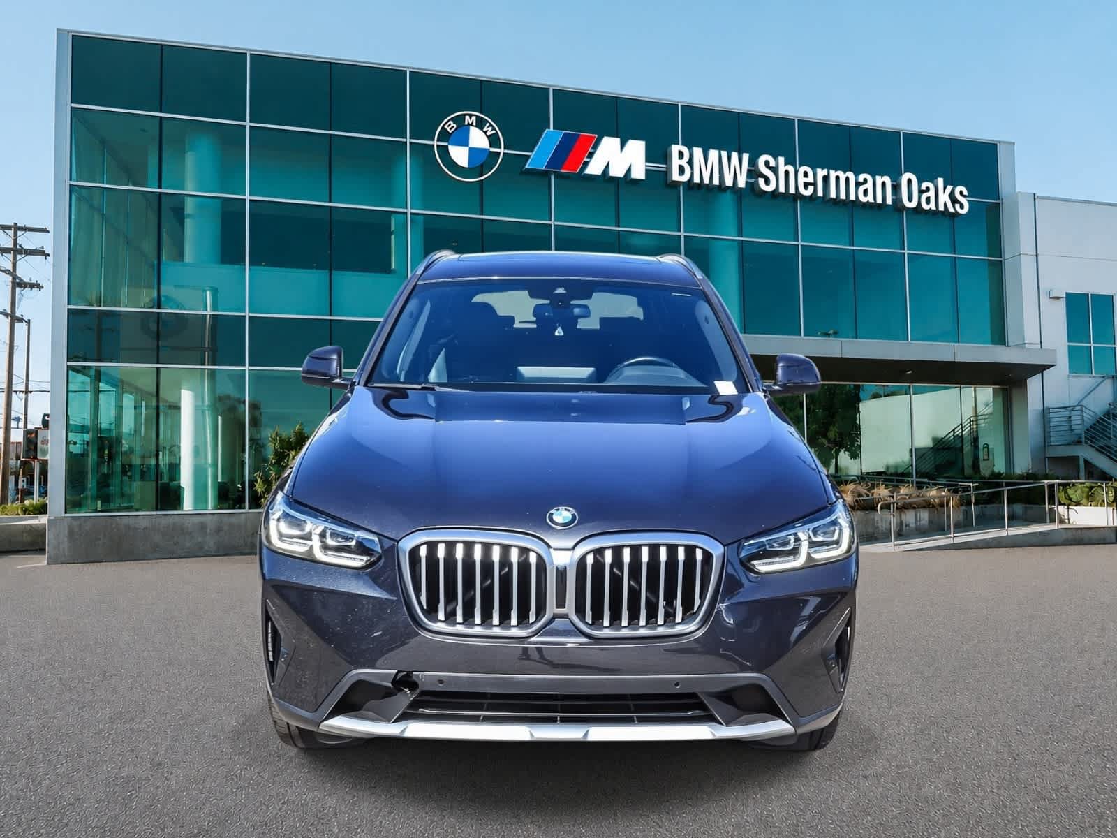 Used 2023 BMW X3 sDrive30i w/ Premium Package RWD image 2