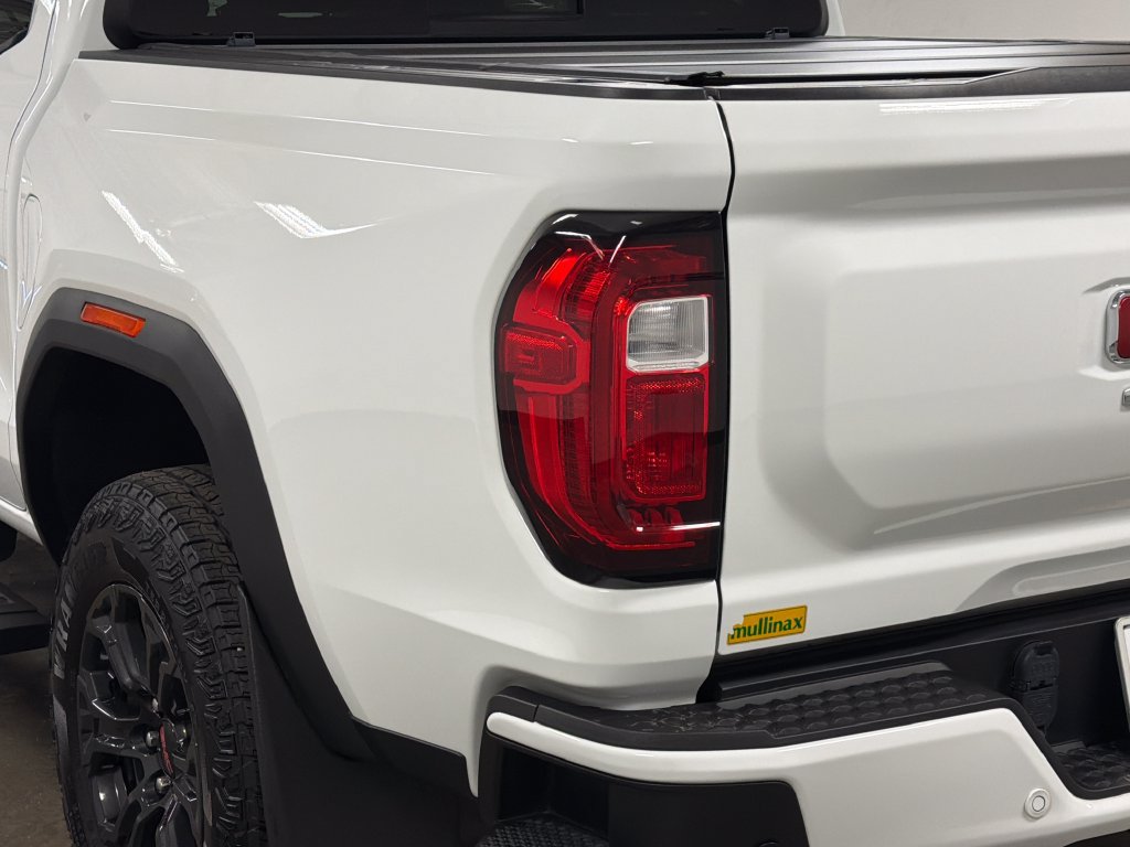 Used 2025 GMC Canyon Elevation w/ Convenience Package RWD image 17