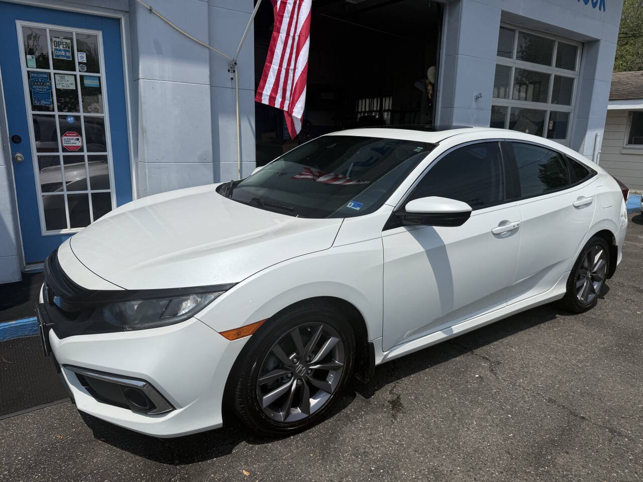 Used 2020 Honda Civic EX-L image 4