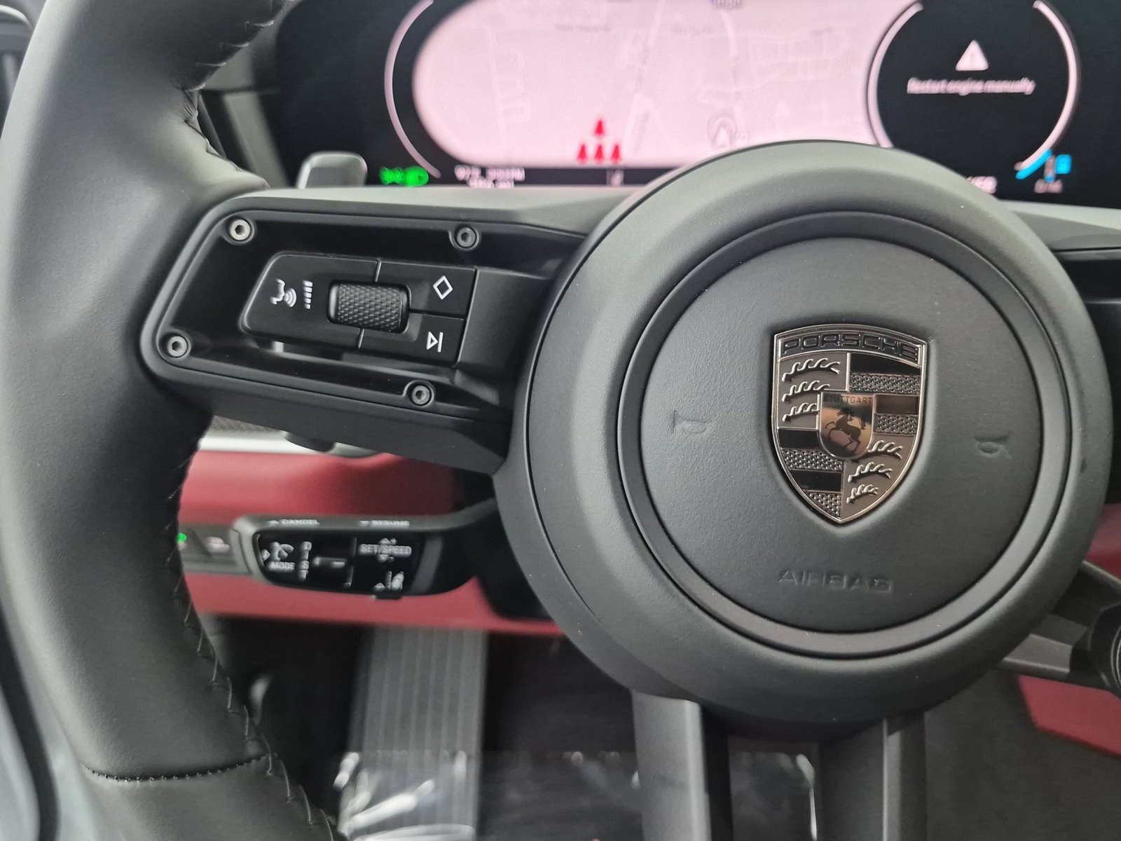 New 2026 Porsche Cayenne Turbo AWD/4WD image 19