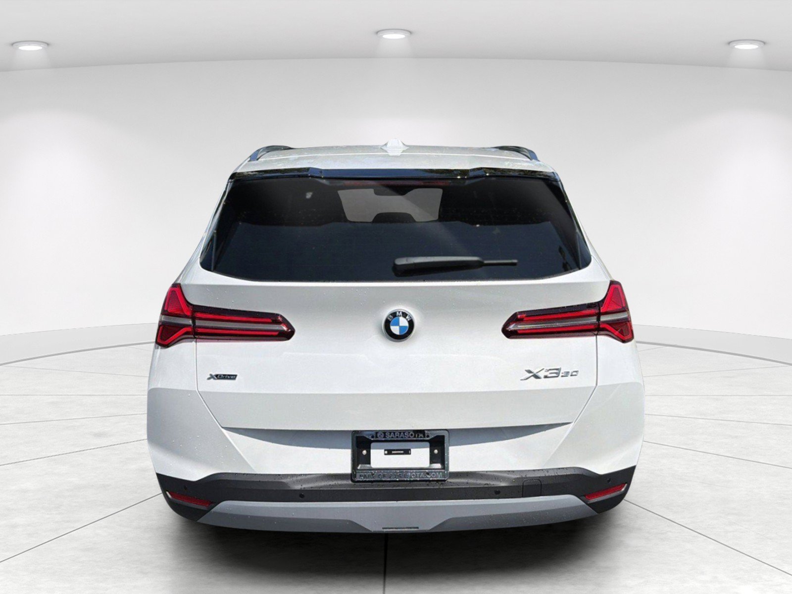 New 2026 BMW 330i Sedan w/ Convenience Package RWD image 5
