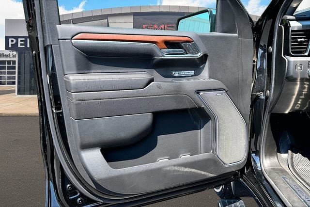 Used 2023 GMC Sierra 1500 Denali w/ Denali Reserve Package AWD/4WD image 18