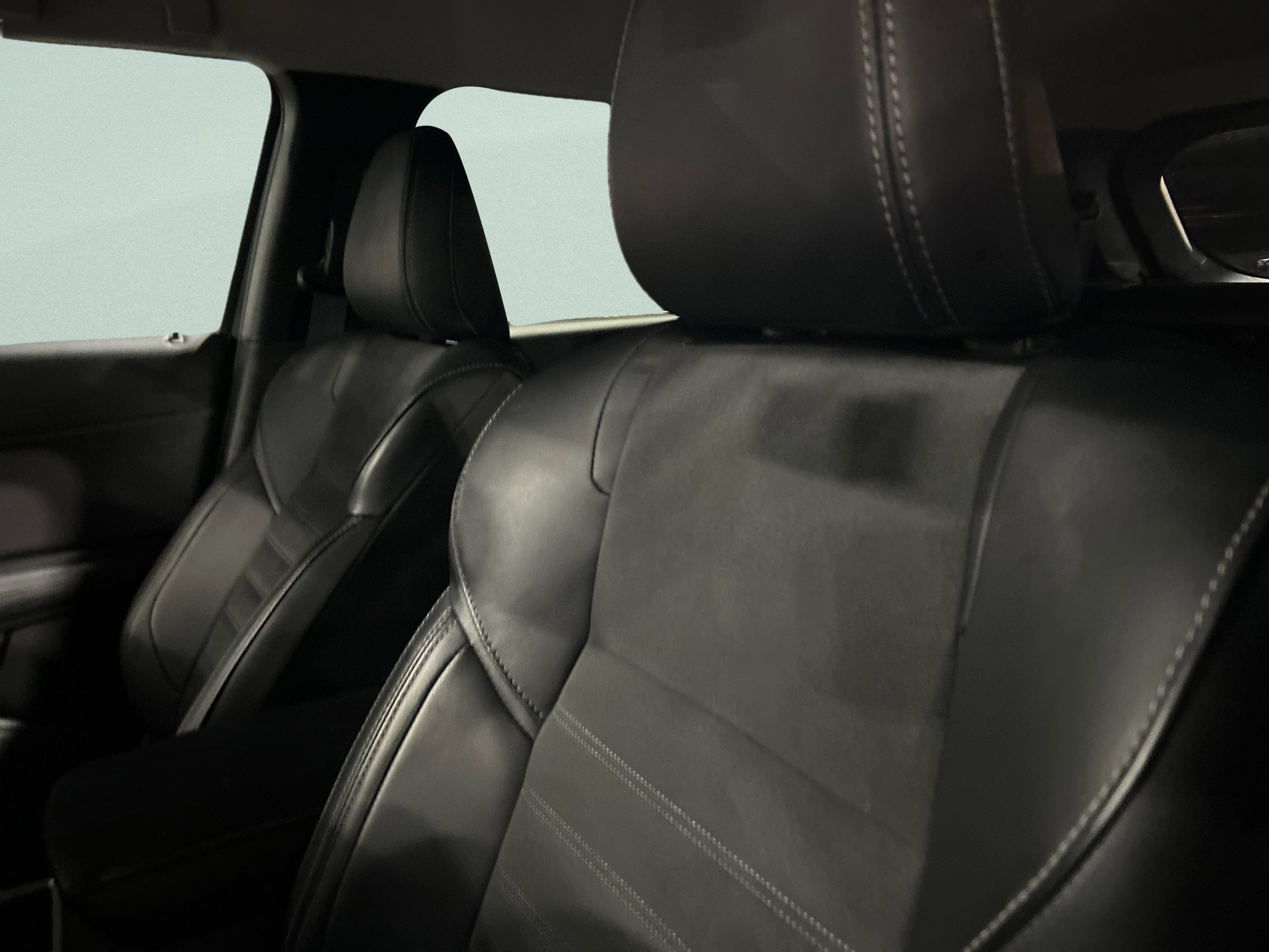 Used 2024 Mitsubishi Outlander SE image 33