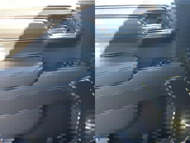 Used 2023 Chevrolet Silverado 1500 LT w/ Protection Package image 18