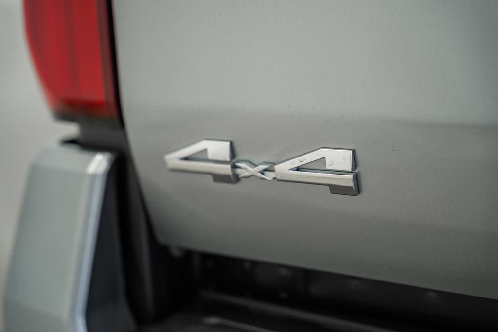 New 2026 Toyota Tacoma SR5 AWD/4WD image 7