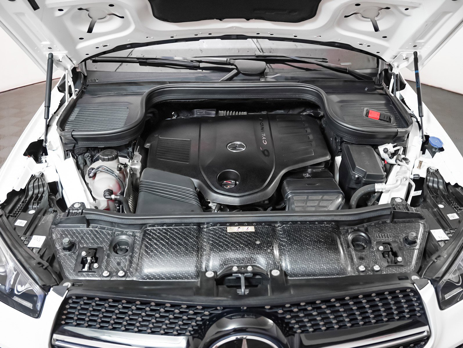 Certified 2023 Mercedes-Benz GLE 450 4MATIC image 4