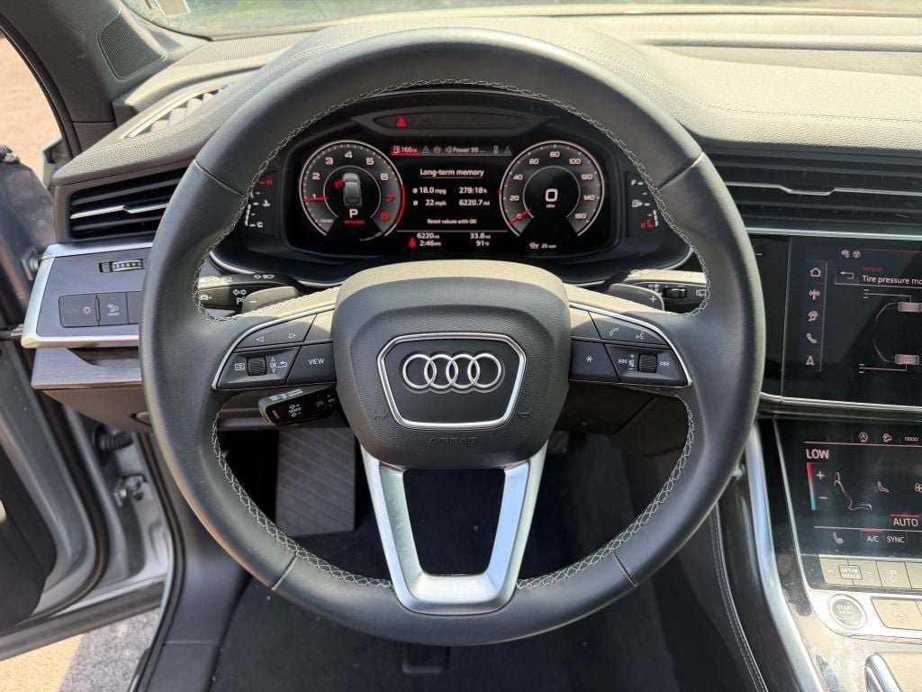 Used 2025 Audi Q7 3.0T Premium Plus AWD/4WD image 14
