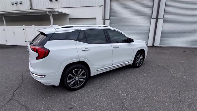 Used 2020 GMC Terrain Denali w/ Denali Premium Package image 8