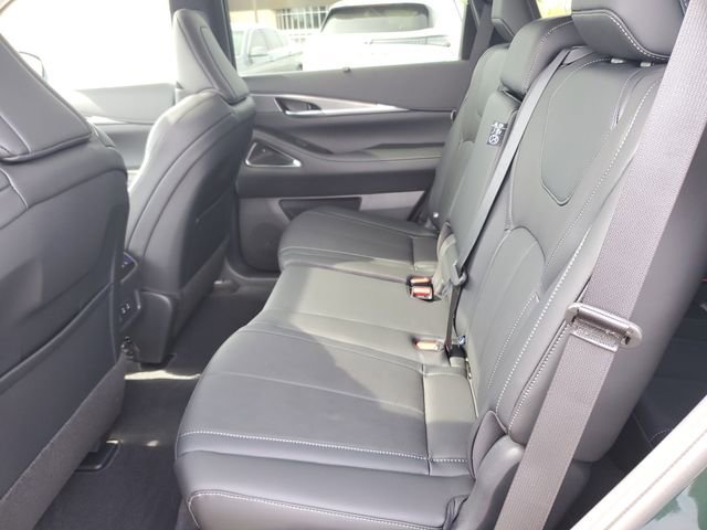 New 2026 INFINITI QX60 Luxe w/ Cargo Package image 16
