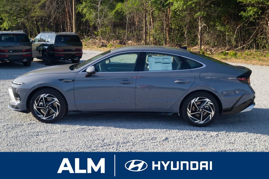 New 2026 Hyundai Sonata SEL FWD image 9