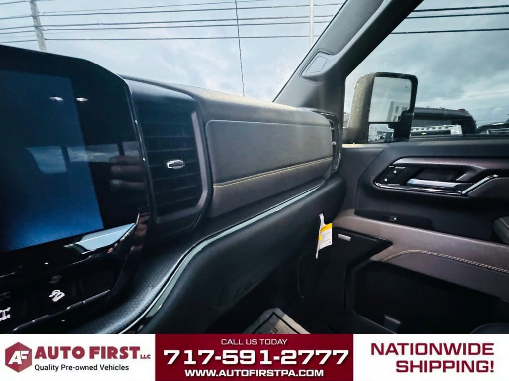 Used 2024 Chevrolet Silverado 2500 ZR2 w/ Technology Package image 15