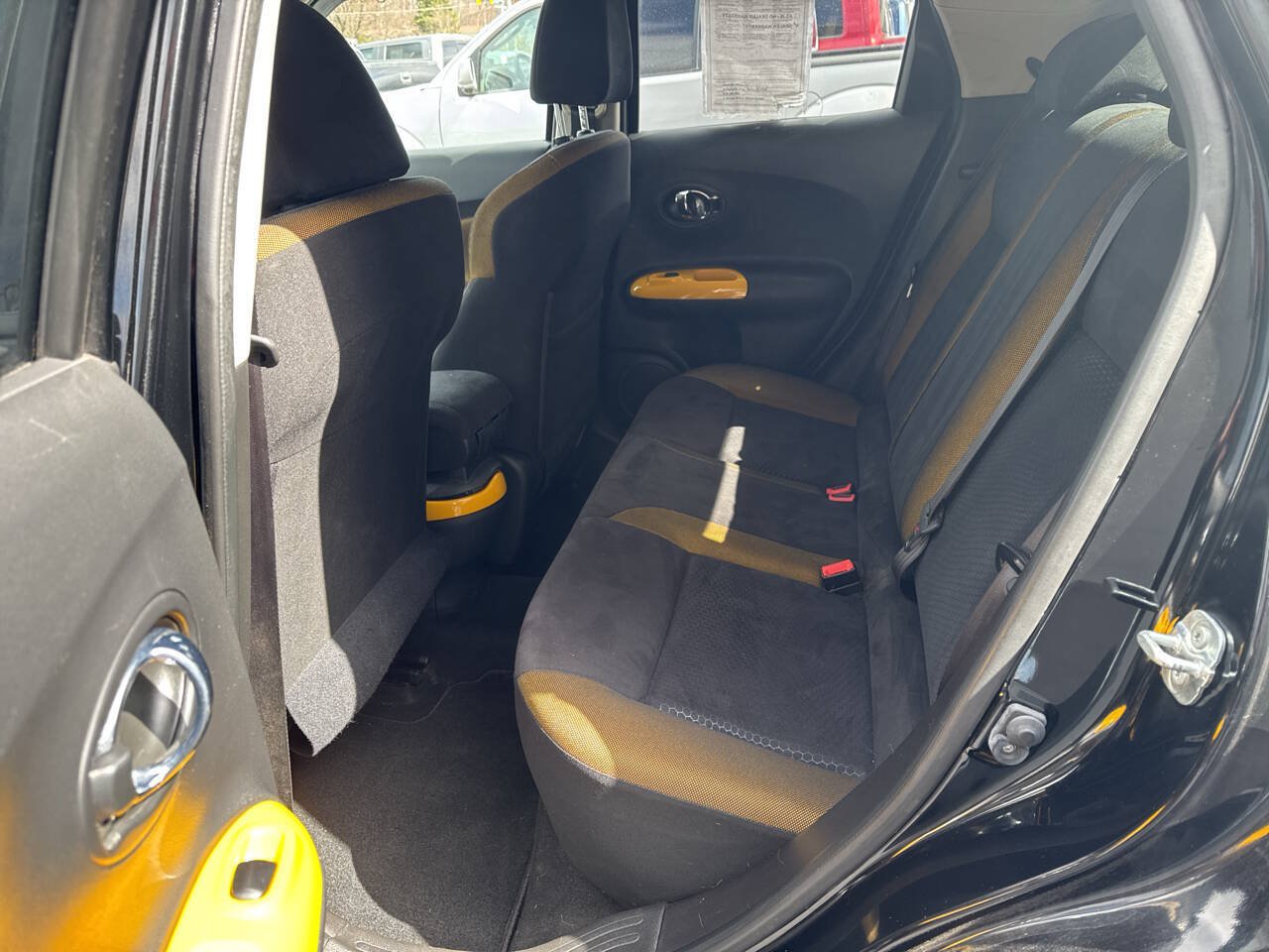 Used 2016 Nissan Juke SV AWD/4WD image 15