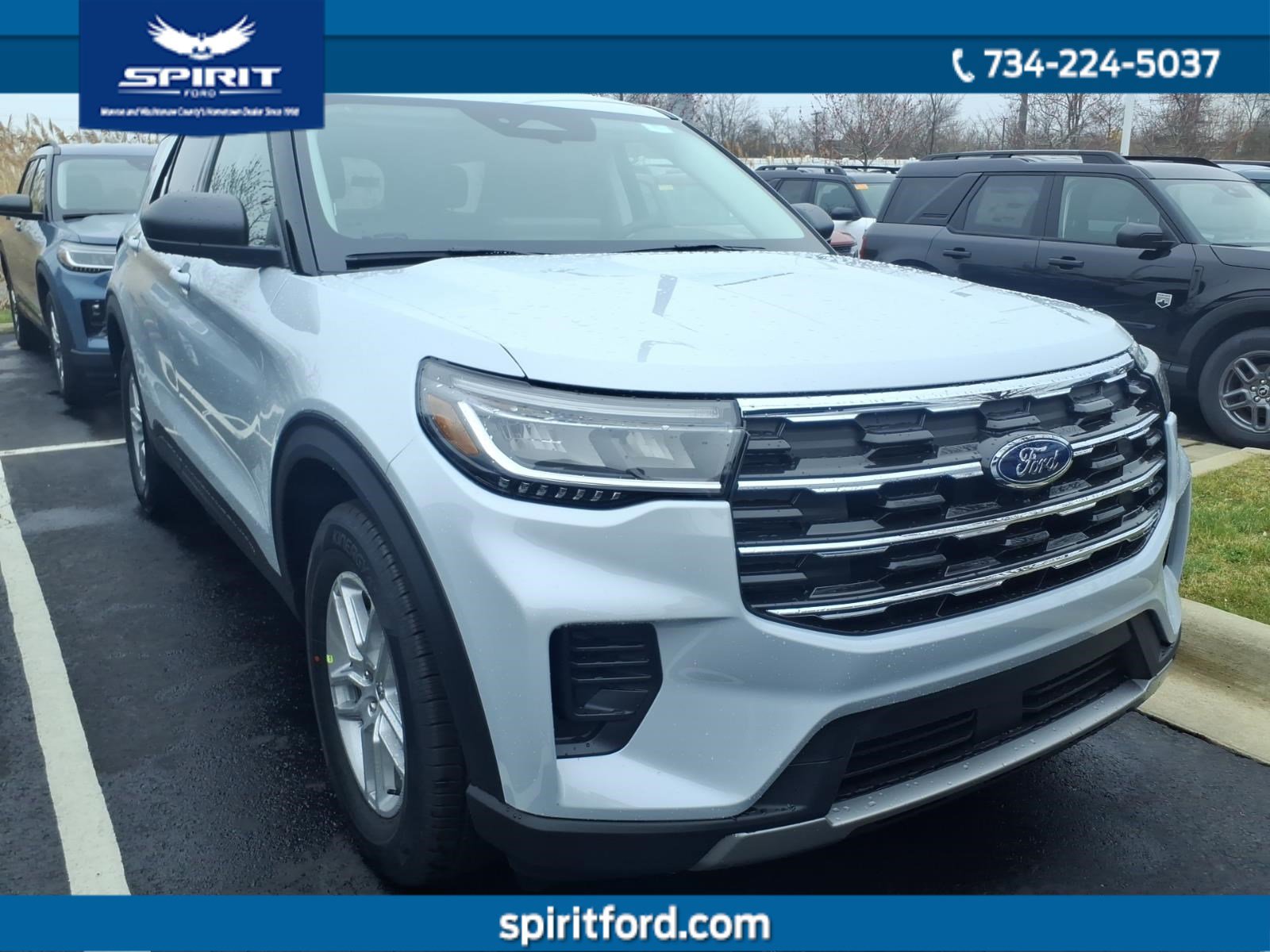 New 2026 Ford Explorer Active AWD/4WD image 2