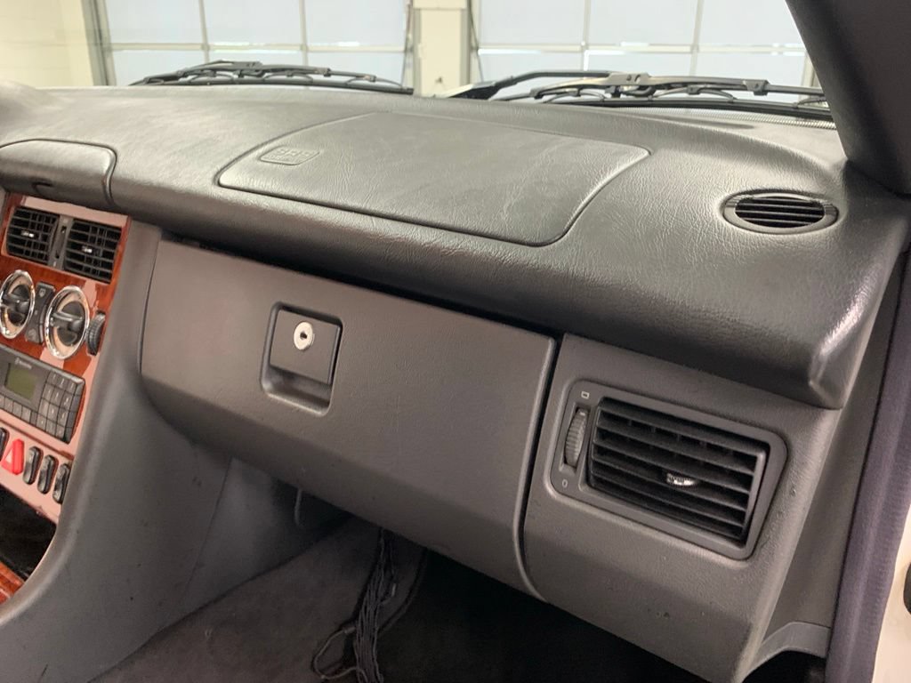 Used 2002 Mercedes-Benz SLK 320 image 10