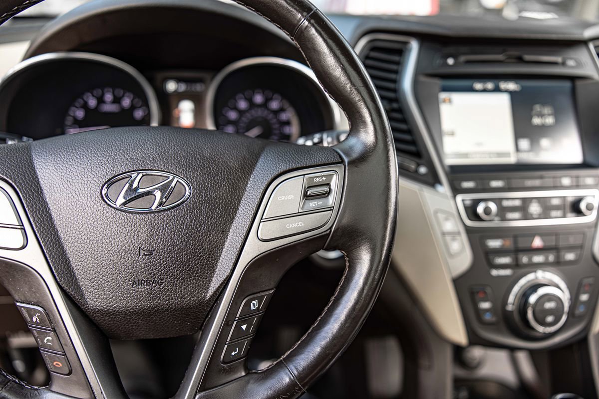 Used 2017 Hyundai Santa Fe Sport FWD image 26