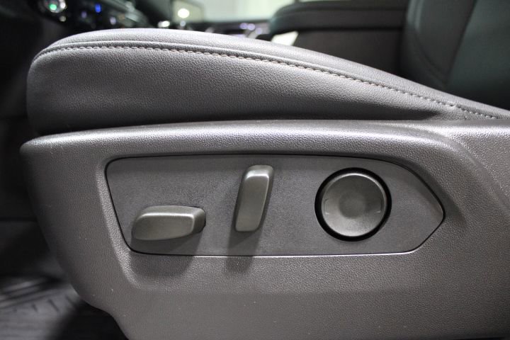 Used 2024 Chevrolet Silverado 1500 LTZ w/ LTZ Premium Package AWD/4WD image 21