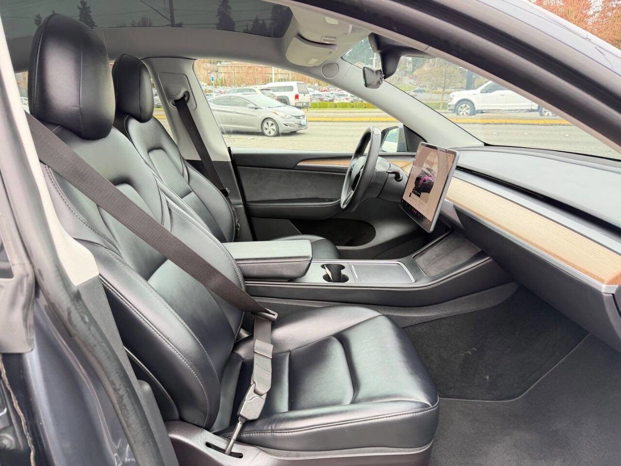 Used 2022 Tesla Model Y Performance image 16