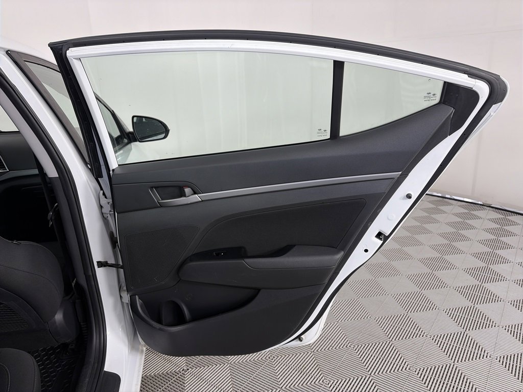 Used 2017 Hyundai Elantra Value Edition image 28