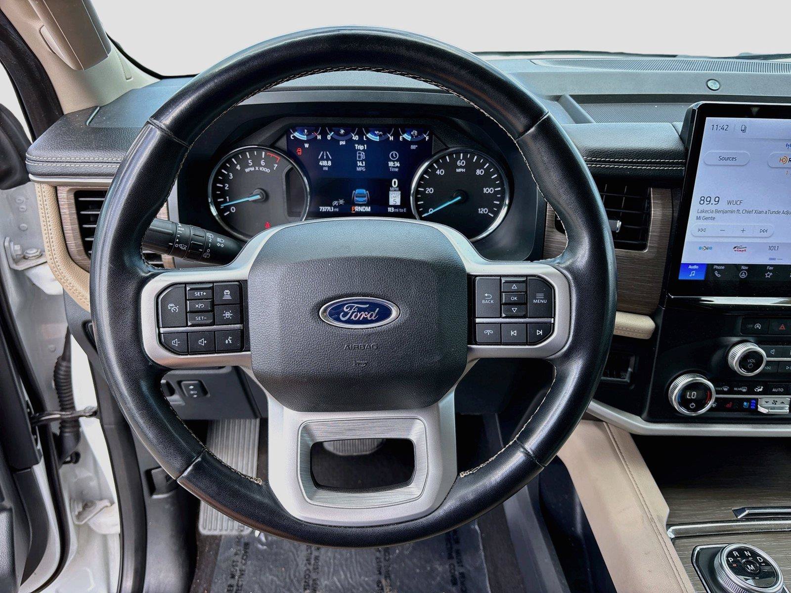 Used 2024 Ford Expedition Max Limited AWD/4WD image 11
