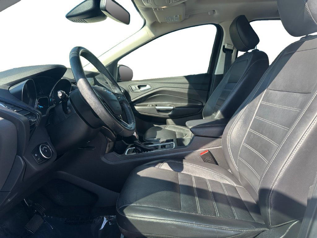 Used 2019 Ford Escape Titanium AWD/4WD image 13
