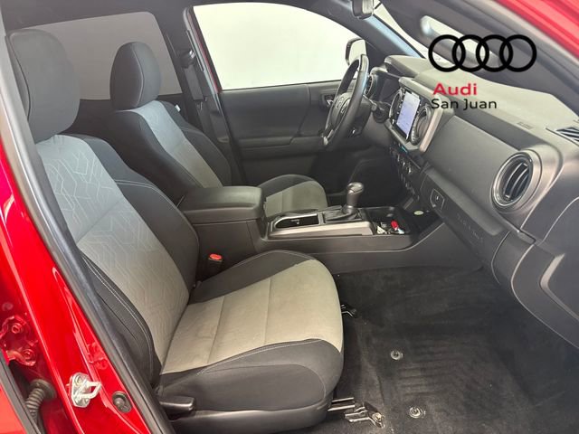 Used 2023 Toyota Tacoma TRD Off-Road image 30