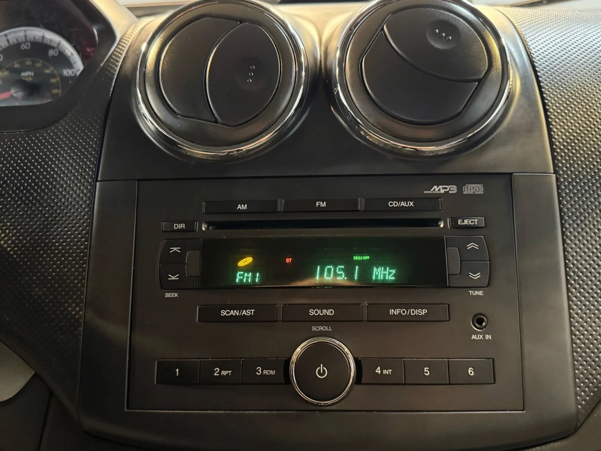 Used 2007 Chevrolet Aveo LT image 14