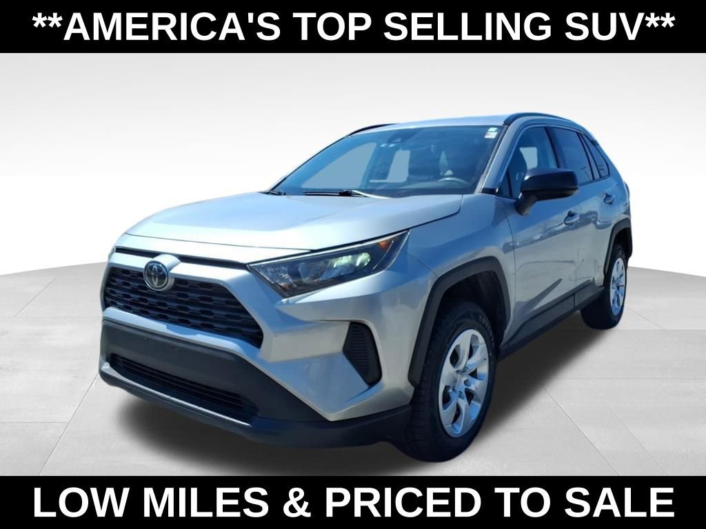 Used 2019 Toyota RAV4 LE w/ All Weather Liner Package image 4