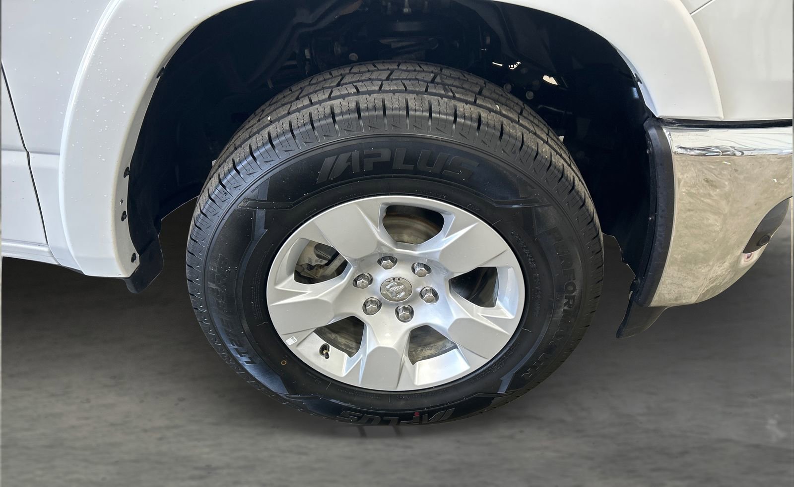 Used 2025 RAM 1500 Lone Star AWD/4WD image 24