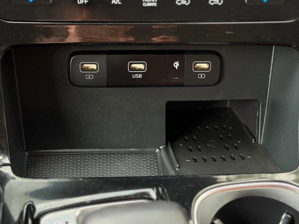 Used 2024 Kia Carnival SX FWD image 21