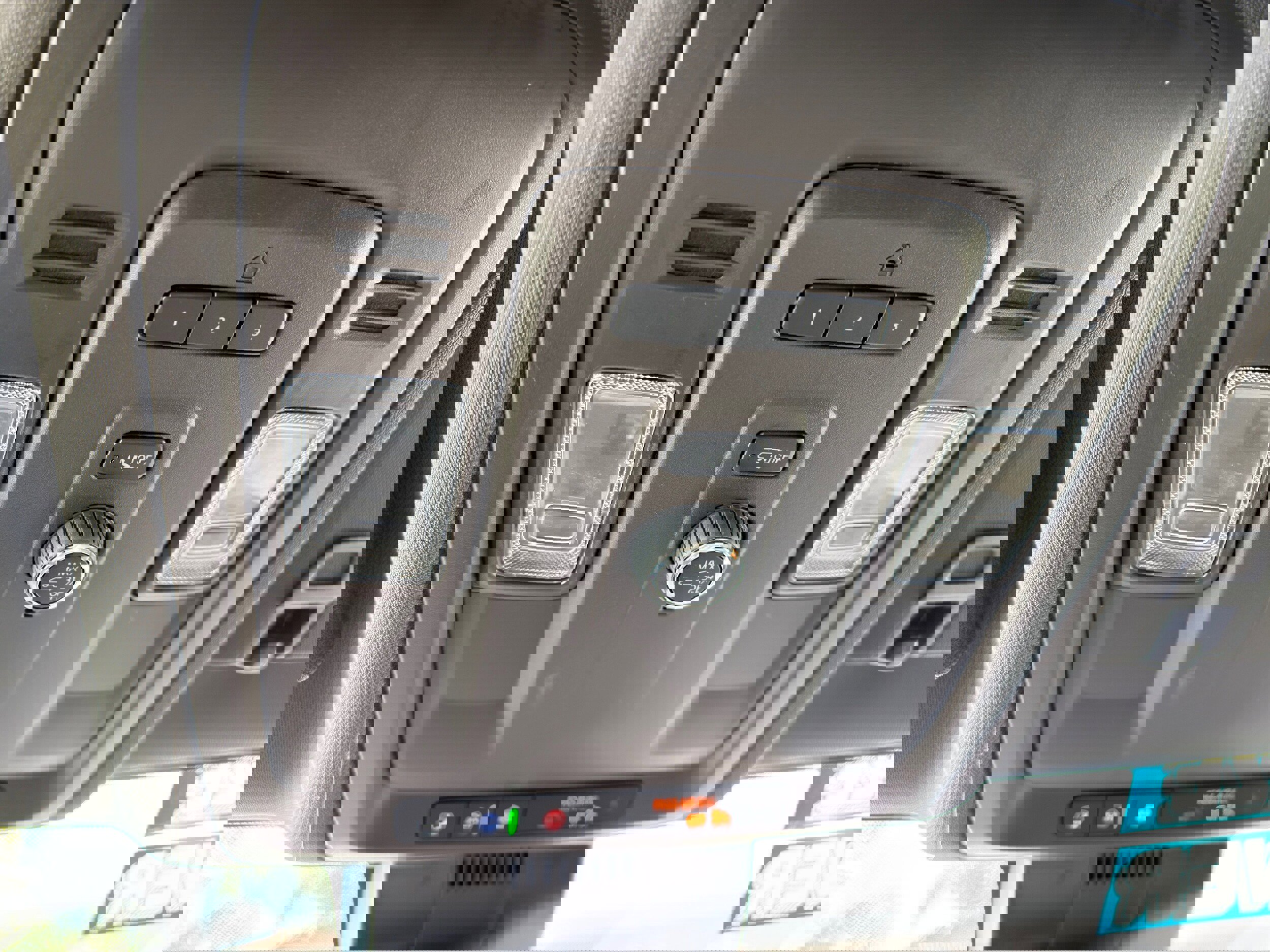 Used 2024 Chevrolet Tahoe LT image 33