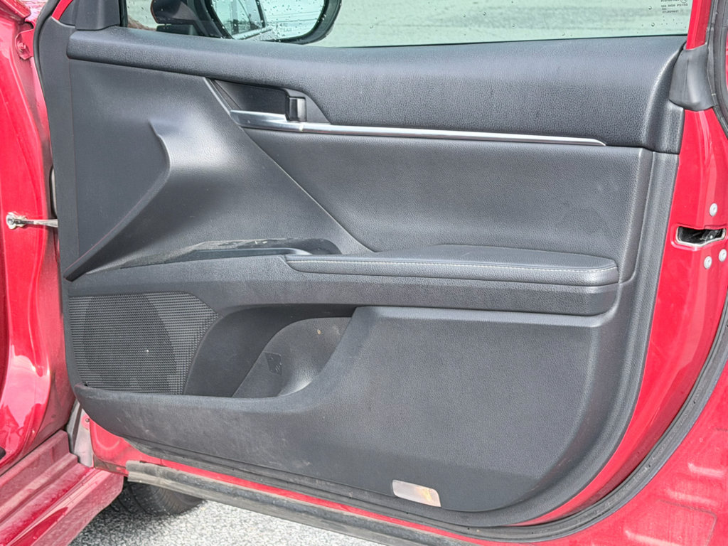 Used 2019 Toyota Camry XSE FWD image 24