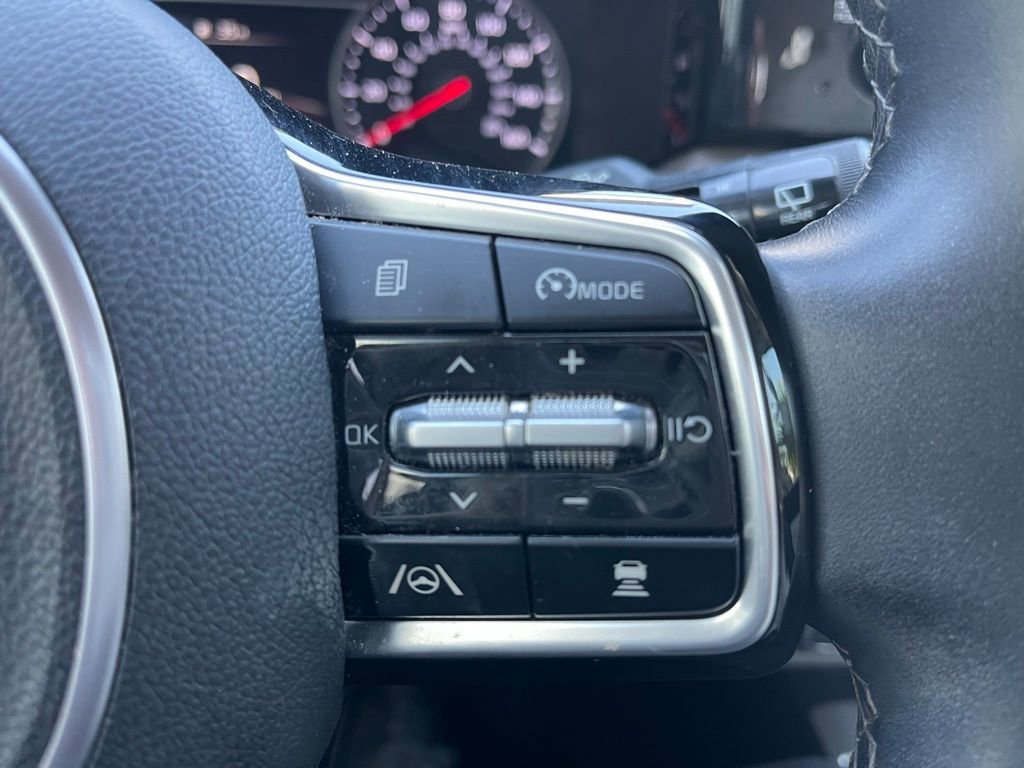 Used 2023 Kia Sorento EX w/ Panoramic Sunroof Package image 18