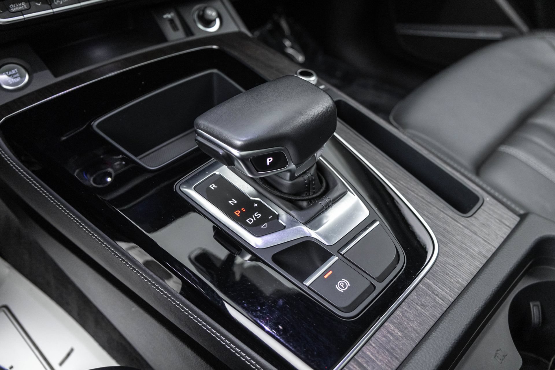 Used 2023 Audi Q5 2.0T Premium Plus w/ Premium Plus Package AWD/4WD image 29