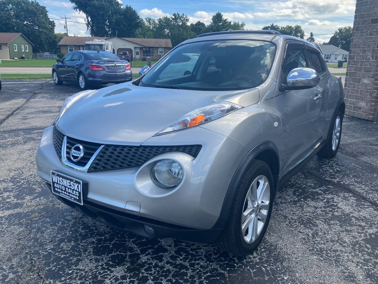Used 2011 Nissan Juke SV AWD/4WD image 7