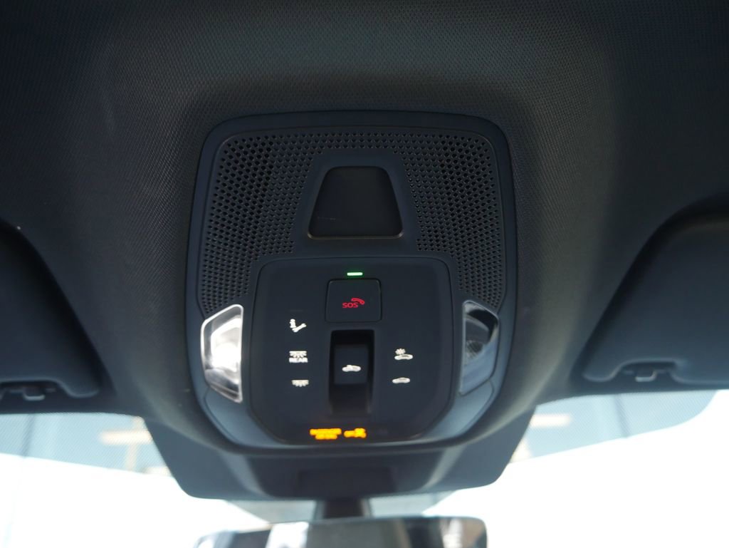 Used 2025 Audi Q5 Premium w/ Convenience Package image 38