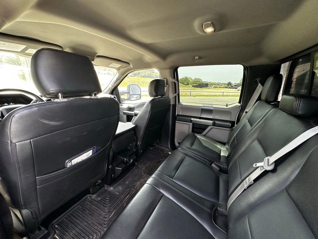 Used 2018 Ford F150 XLT w/ Equipment Group 302A Luxury AWD/4WD image 13