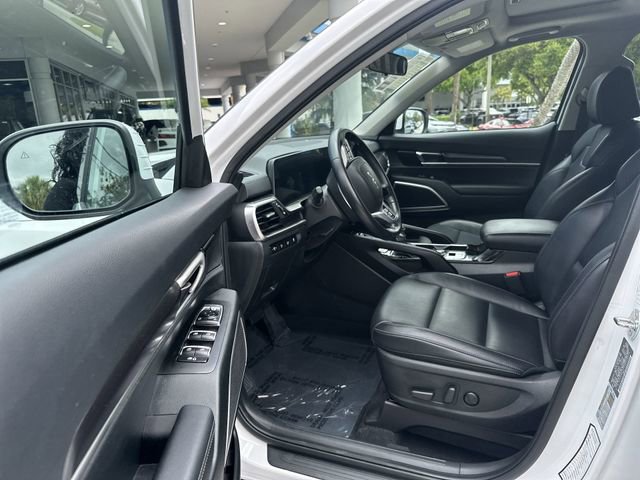 Used 2025 Kia Telluride S FWD image 22