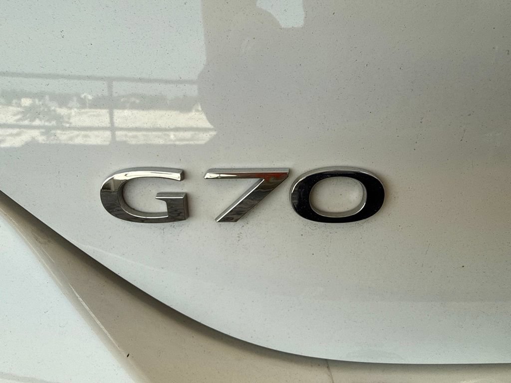 Used 2022 Genesis G70 3.3T w/ Sport Advanced Package AWD/4WD image 11