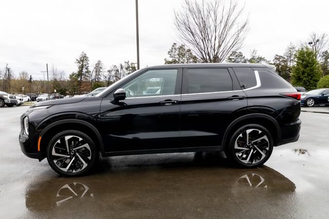 Used 2022 Mitsubishi Outlander ES AWD/4WD image 9