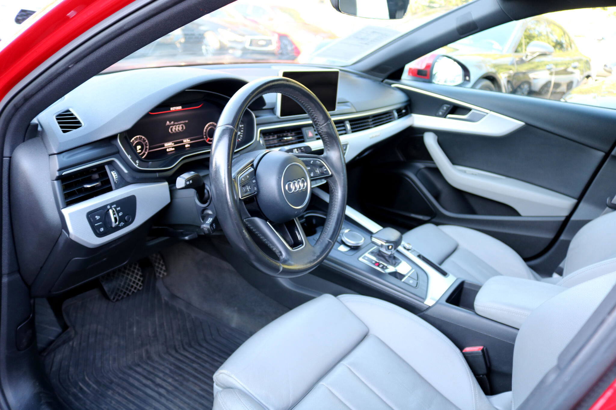 Used 2017 Audi A4 2.0T Premium Plus w/ Premium Plus Package image 17