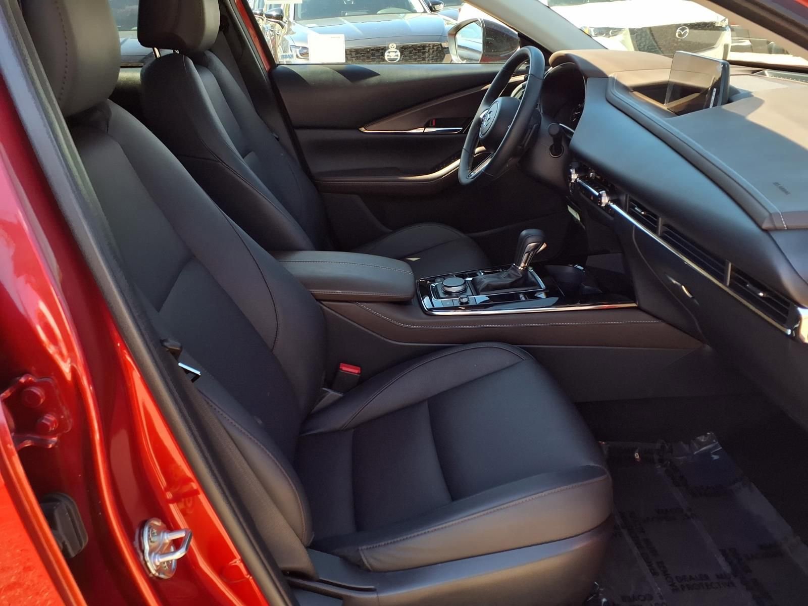 Certified 2025 MAZDA CX-30 2.5 Turbo w/ Premium Package image 26