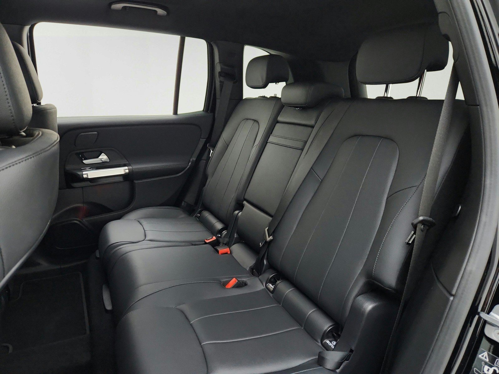 Used 2023 Mercedes-Benz EQB 250+ image 25