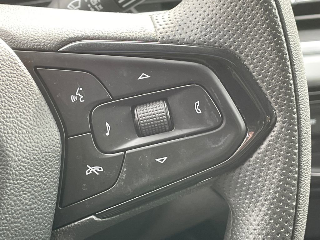 Used 2024 Chevrolet Trax LT image 31