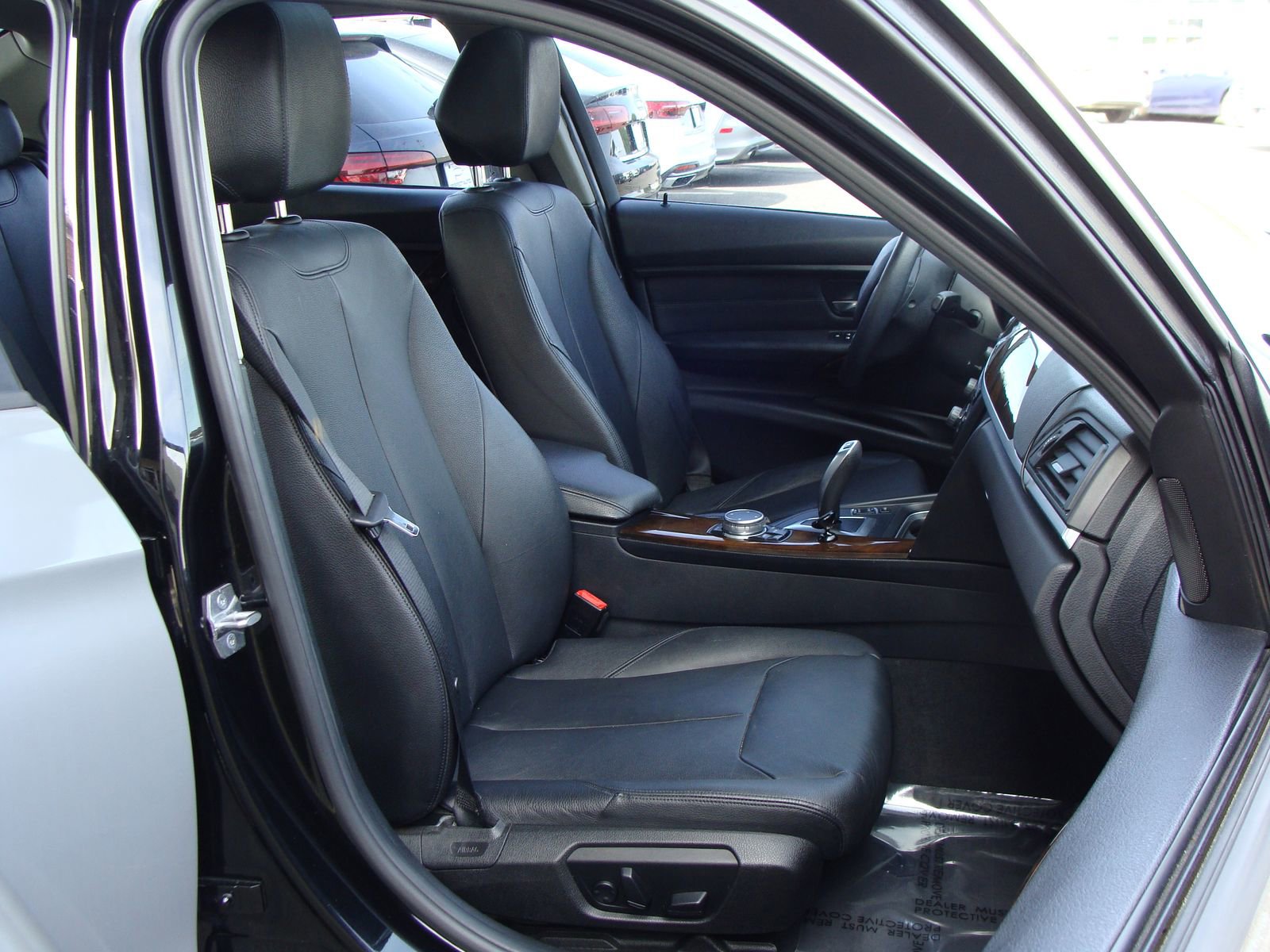 Used 2015 BMW 328i xDrive Sedan AWD/4WD image 10