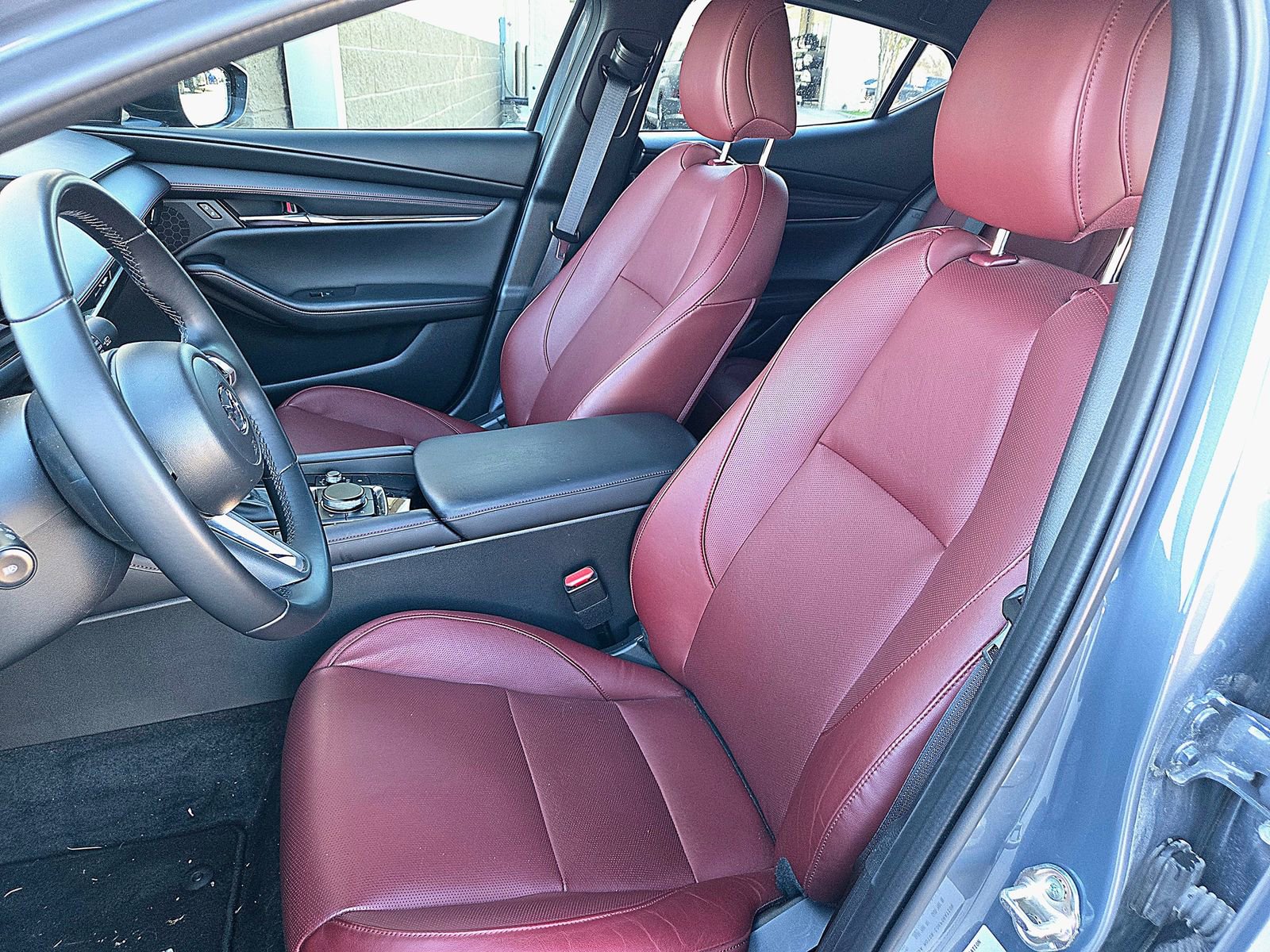 Certified 2025 MAZDA MAZDA3 Carbon image 23