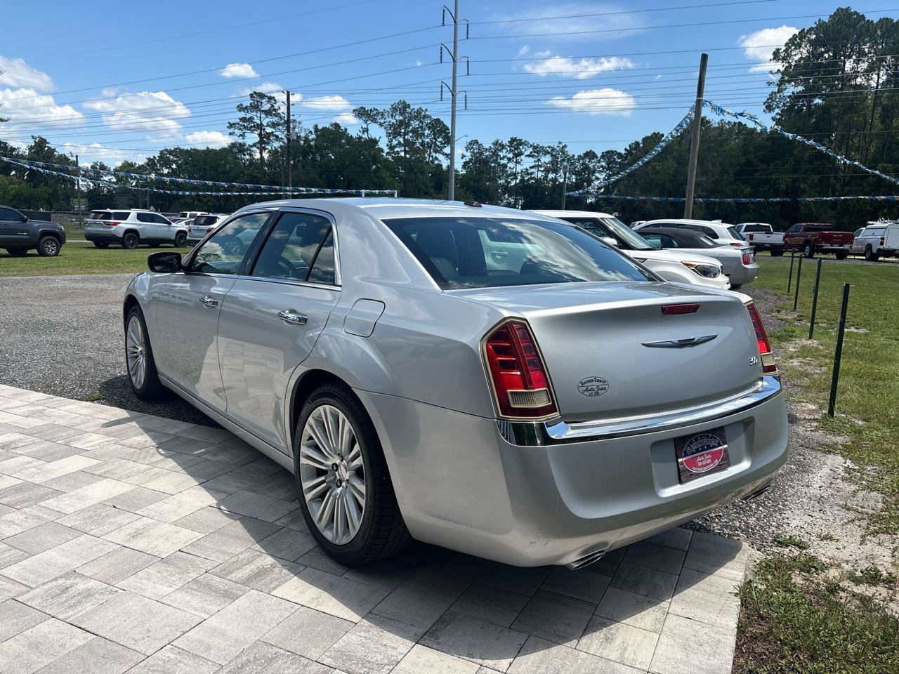 Used 2011 Chrysler 300 Limited w/ Sound Group RWD image 5