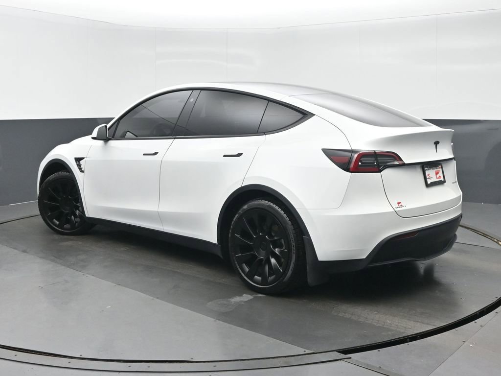 Used 2023 Tesla Model Y Long Range AWD/4WD image 5
