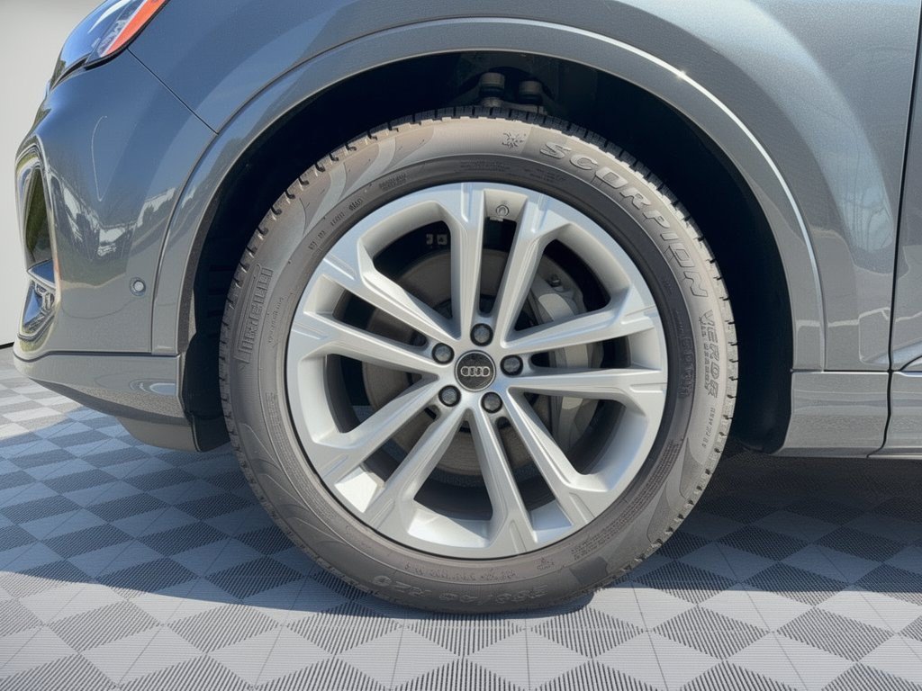 New 2026 Audi Q7 Premium Plus AWD/4WD image 13